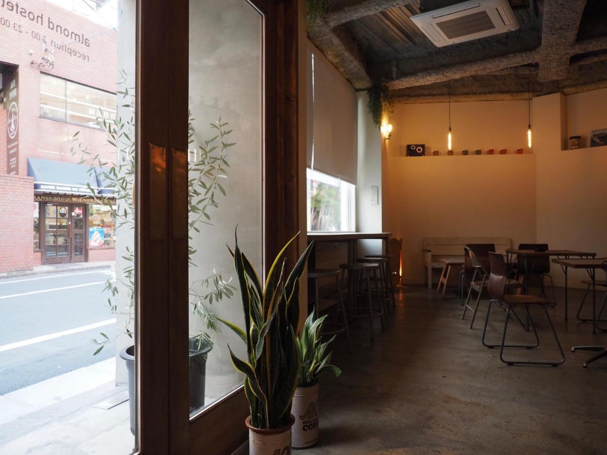 Almond Hostel & Cafe Shibuya Tokyo Eksteriør bilde